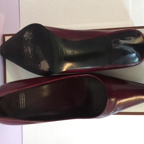 Coach red leather detail pump - Picture 4 of 4